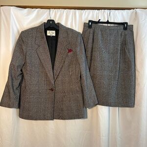 Le Suit skirt and jacket